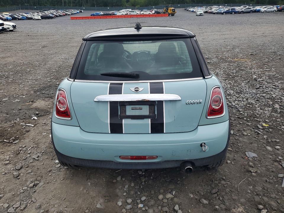 2012 Mini Cooper VIN WMWSU3C51CT255682 COPART salvage auction — WATER/FLOOD, Pa - Certificate Of Salvage, sold $100 on 2026-09-02 (photo 6)