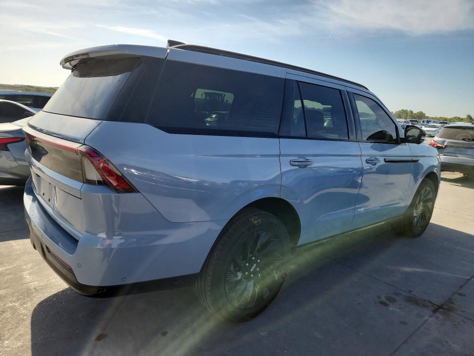 2025 Lincoln Navigator VIN 5LMJJ2LG9SEL08563 COPART salvage auction — FRONT END, Tx - Salvage Vehicle Title, sold $44,000 on 2026-09-08 (photo 3)