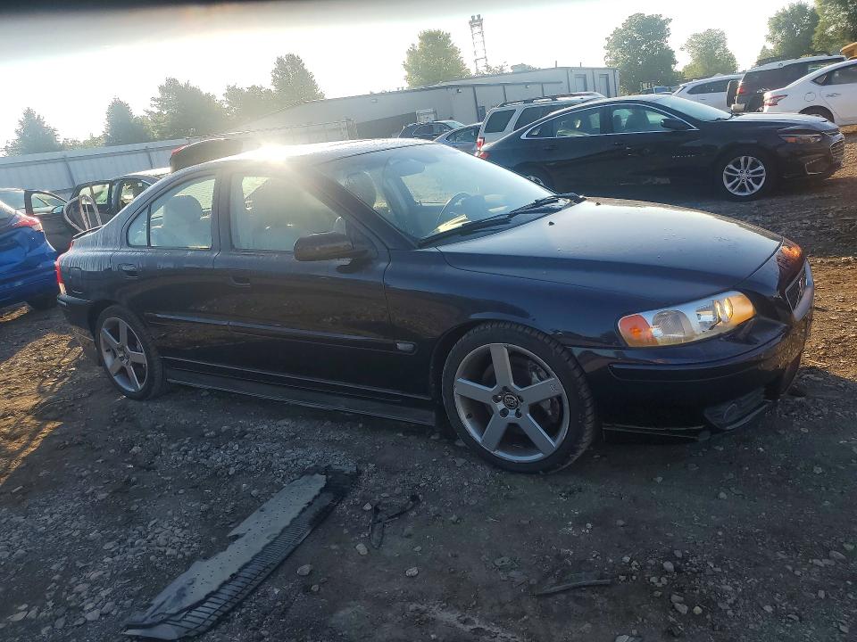 2005 Volvo S60 VIN YV1RH527752449768 COPART salvage auction — FRONT END, Md - Certificate Of Title (P), sold $1,100 on 2026-08-17 (photo 4)