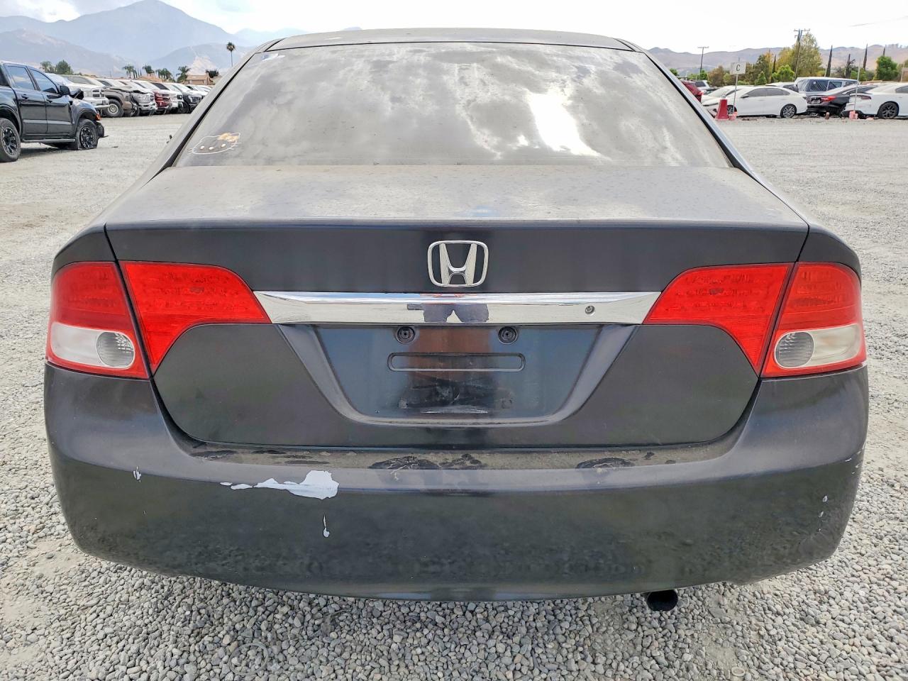 2010 Honda Civic VIN 19XFA1F50AE072440 COPART salvage auction — Side, Sc - Salvage Title, sold $1,000 on 2026-09-23 (photo 6)