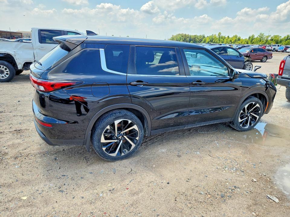 2022 Mitsubishi Outlander VIN JA4J4TA87NZ040328 COPART salvage auction — FRONT END, Tx - Salvage Vehicle Title, sold $6,600 on 2026-09-11 (photo 3)
