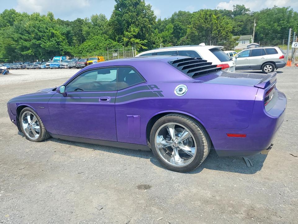 2010 Dodge Challenger VIN 2B3CJ5DT9AH173039 COPART salvage auction — UNDERCARRIAGE, PA - CERTIFICATE OF SALVAGE, sold $8,500 on 2026-08-20 (photo 2)