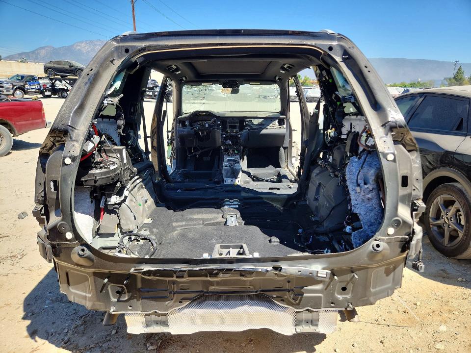 2026 Volvo Xc90 VIN YV4H60PE6T1457054 COPART salvage auction — STRIPPED, CA - CERTIFICATE OF TITLE, sold $7,600 on 2026-08-25 (photo 6)