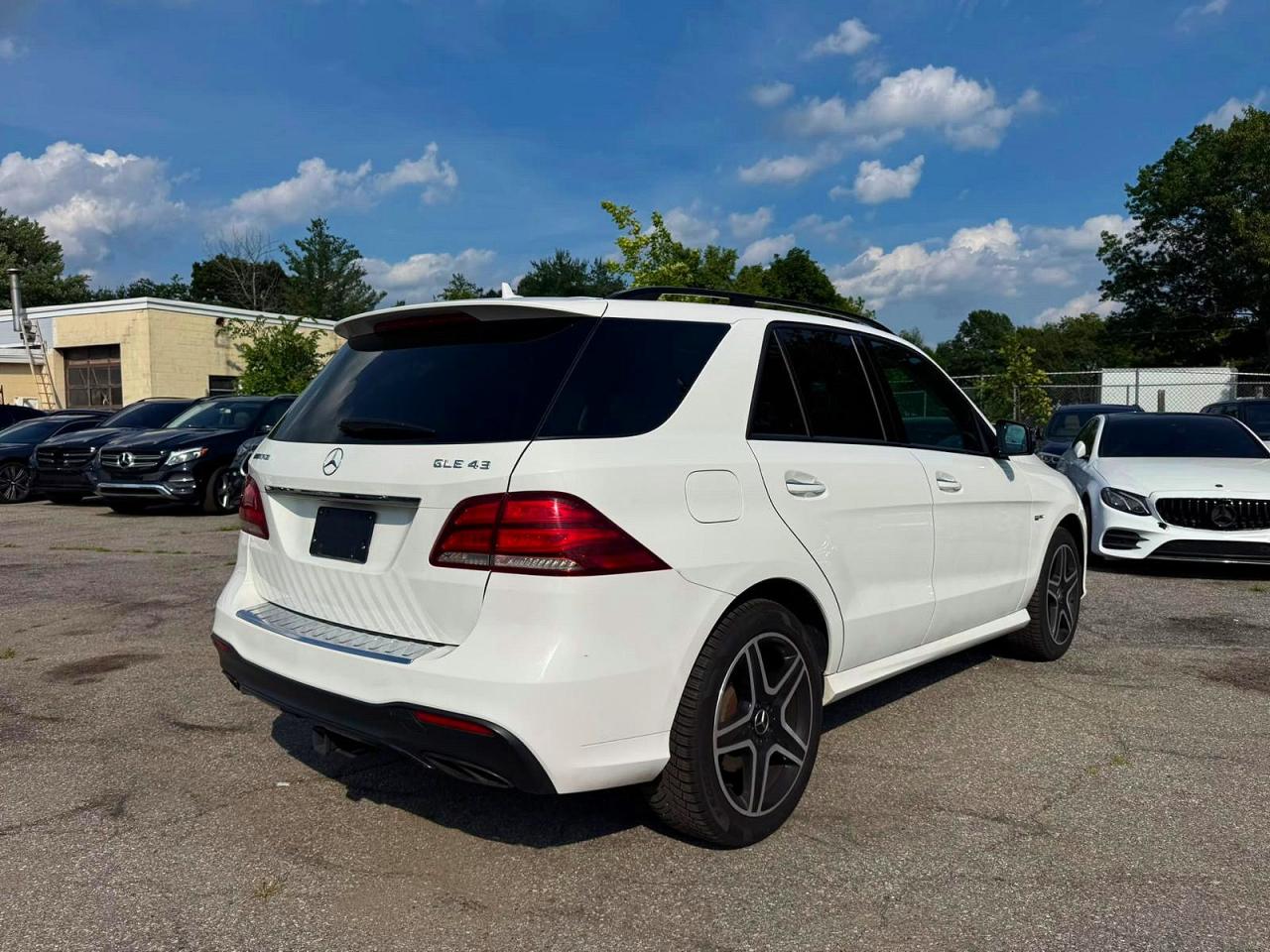 2018 Mercedes-benz Gle class VIN 4JGDA6EB9JB005050 COPART salvage auction — Normal Wear, MT - CERTIFICATE OF TITLE (P), sold $14,900 on 2026-09-18 (photo 4)