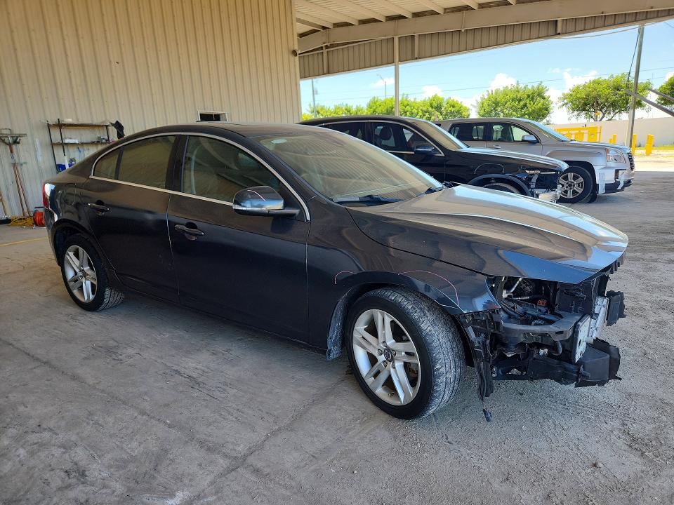 2015 Volvo S60 VIN YV140MFB2F1306065 COPART salvage auction — FRONT END, Fl - Cert Of Title Slvg Rebuildable, sold $1,250 on 2026-08-19 (photo 4)