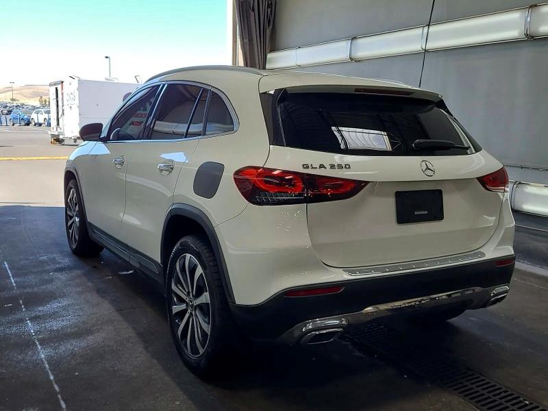 2021 Mercedes-benz Gla-class VIN W1N4N4GB3MJ134074 COPART salvage auction — NORMAL WEAR, CA - CERTIFICATE OF TITLE (P), sold $10,500 on 2026-08-17 (photo 3)