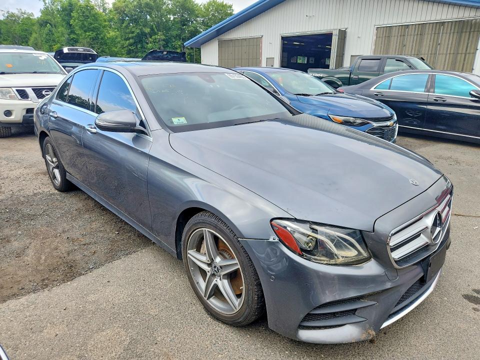 2017 Mercedes-benz E-klasse VIN WDDZF4KB0HA241905 COPART salvage auction — FRONT END, IN - CERTIFICATE OF TITLE (P), sold $7,500 on 2026-09-08 (photo 4)