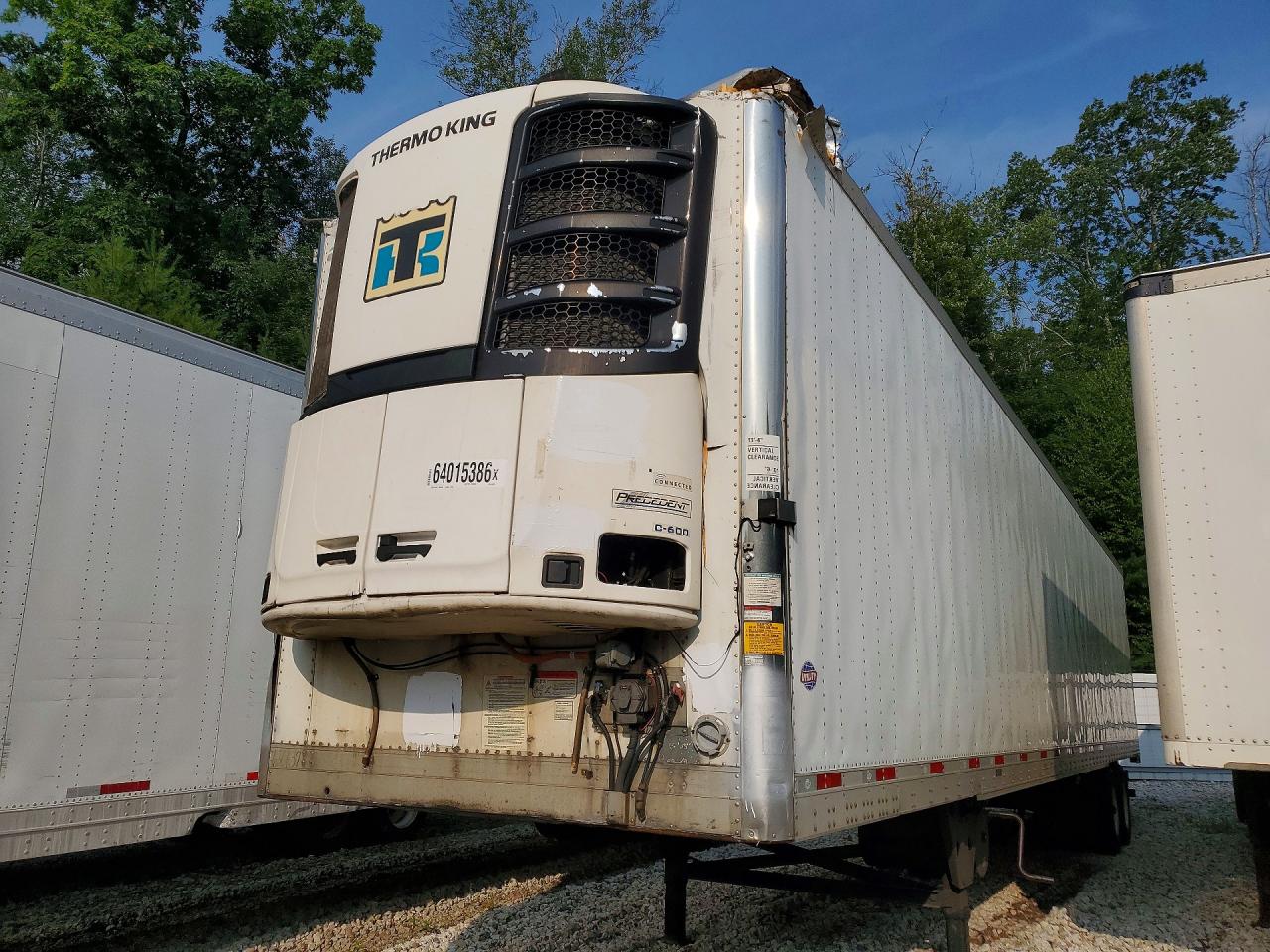 2019 Utility Vs2ra VIN 1UYVS2489K6680137 COPART salvage auction — Top/Roof, IN - CERTIFICATE OF TITLE (P), sold $1,900 on 2026-09-11 (photo 1)