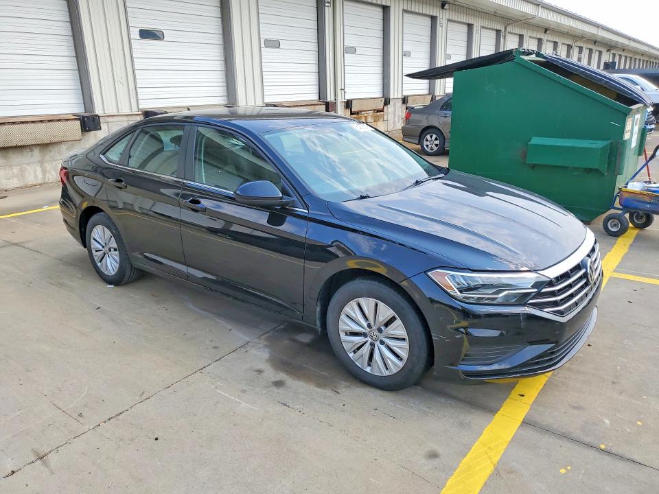 2019 Volkswagen Jetta VIN 3VWN57BU0KM112830 COPART salvage auction — MECHANICAL, Ky - Certificate Of Title, sold $2,300 on 2026-09-02 (photo 4)