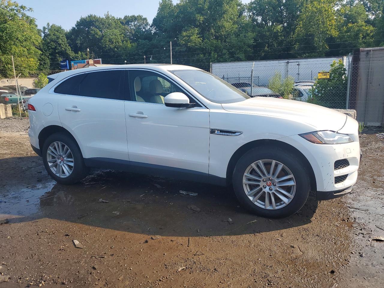 2019 Jaguar F-Pace VIN SADCK2GX4KA351923 COPART salvage auction — Mechanical, MD - CERTIFICATE OF TITLE, sold $3,050 on 2026-10-02 (photo 4)