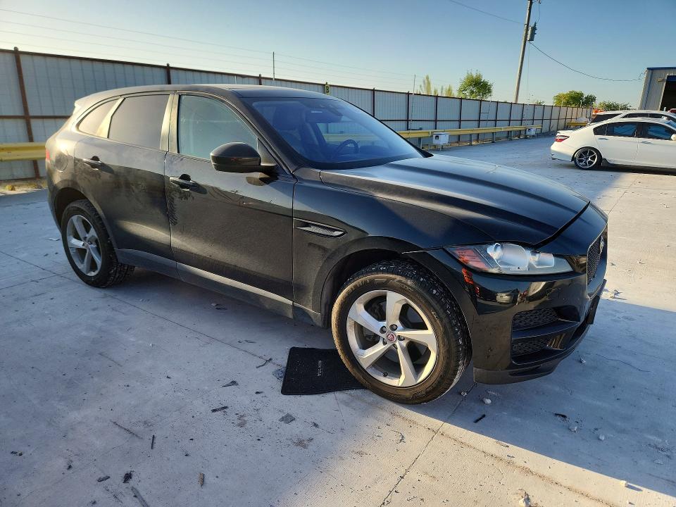 2017 Jaguar F-pace VIN SADCJ2BV3HA063540 COPART salvage auction — FRONT END, Tx - Salvage Vehicle Title, sold $3,250 on 2026-09-04 (photo 4)