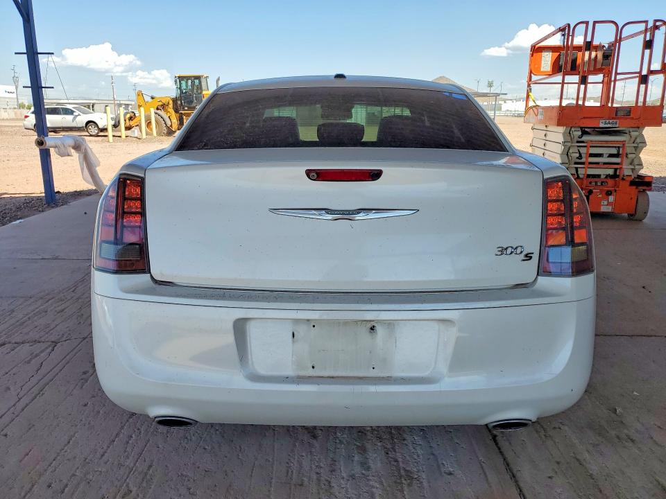 2014 Chrysler 300 VIN 2C3CCABT0EH346946 COPART salvage auction — FRONT END, Az - Cert Of Title - Salvage, sold $1,550 on 2026-09-08 (photo 6)