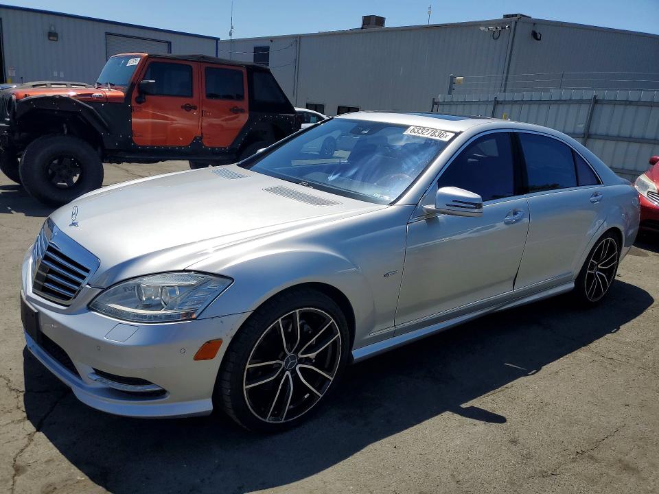 2012 Mercedes-benz S-klasse VIN WDDNG7DBXCA437174 COPART salvage auction — MINOR DENT/SCRATCHES, Ca - Salvage Certificate, sold $2,500 on 2026-08-07 (photo 1)