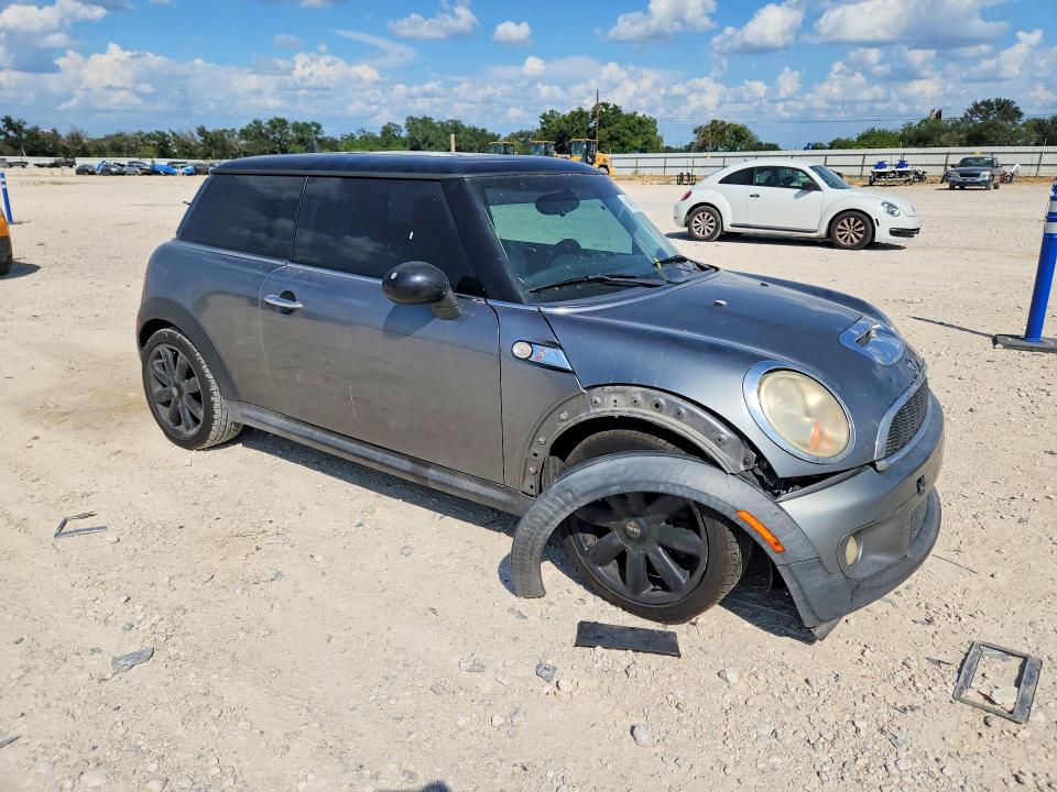 2008 Mini Cooper VIN WMWMF73568TT89203 COPART salvage auction — FRONT END, Tx - Salvage Vehicle Title, sold $475 on 2026-08-27 (photo 4)