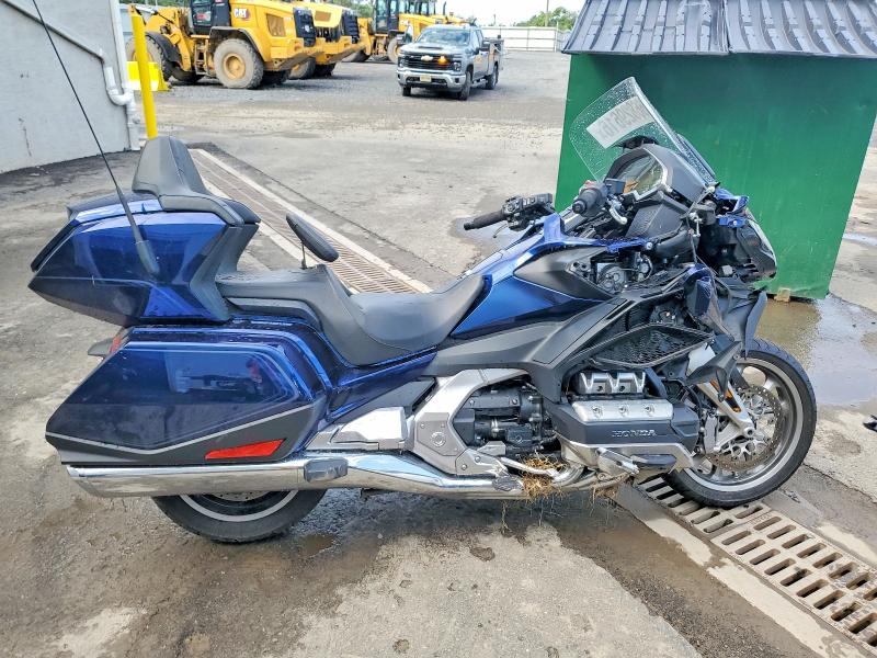 2018 Honda Gl1800c VIN JH2SC790XJK001696 — COPART salvage auction photo