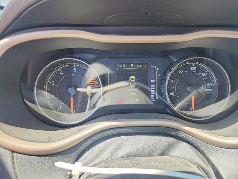 2016 Jeep Cherokee VIN 1C4PJMAB1GW282840 COPART salvage auction — MECHANICAL, Ca - Dis/Dlr/Exp Only Clean Title, sold $425 on 2026-08-21 (photo 9)