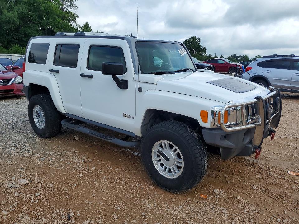 2006 Hummer H3 VIN 5GTDN136268202821 COPART salvage auction — NORMAL WEAR, Mt - Dealer Only Clean Title, sold $1,675 on 2026-09-14 (photo 4)