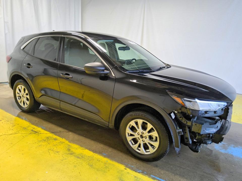 2024 Ford Escape VIN 1FMCU9GNXRUA24797 COPART salvage auction — FRONT END, Ga - Certificate Of Title, sold $10,800 on 2026-08-24 (photo 4)