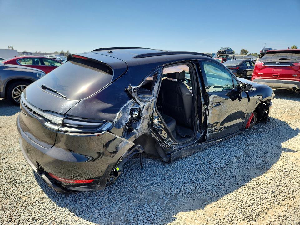 2021 Porsche Macan VIN WP1AG2A50MLB51185 COPART salvage auction — ALL OVER, Ca - Salvage Certificate, sold $8,000 on 2026-09-11 (photo 3)