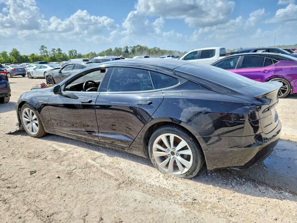 2016 Tesla Model s VIN 5YJSA1E10GF144320 COPART salvage auction — FRONT END, Tx - Certificate Of Title, sold $4,600 on 2026-09-11 (photo 2)