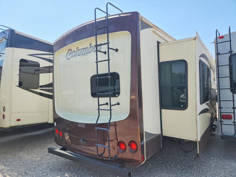 2014 Forest river M-340rk VIN 4X4FCMK21E6002216 COPART salvage auction — SIDE, TX - SALVAGE TITLE-FLOOD DAMAGE, sold $5,000 on 2026-09-15 (photo 4)