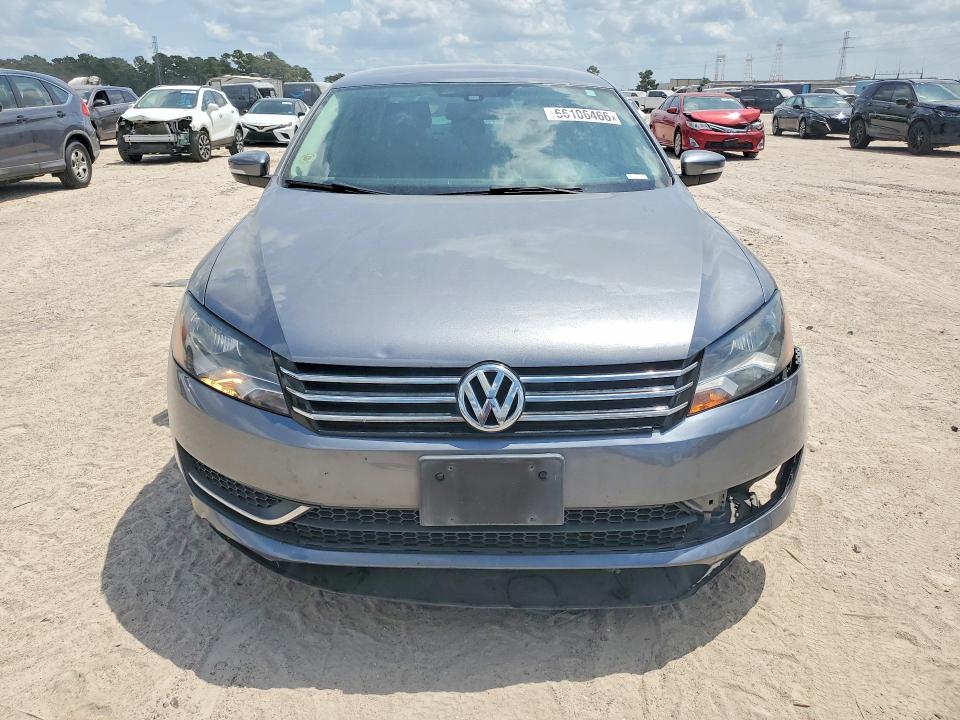2013 Volkswagen Passat VIN 1VWBH7A3XDC084610 COPART salvage auction — MECHANICAL, Tx - Certificate Of Title, sold $1,100 on 2026-09-01 (photo 5)