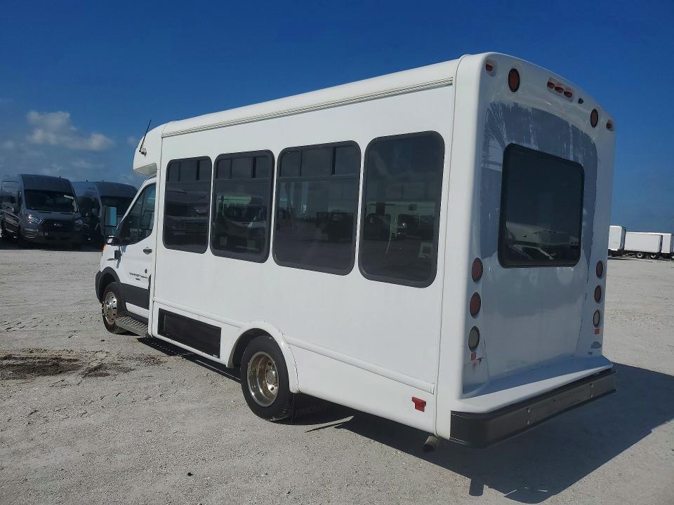2021 Ford Transit VIN 1FDES6PG4MKA41033 COPART salvage auction — MINOR DENT/SCRATCHES, FL - CERTIFICATE OF TITLE, sold $17,200 on 2026-09-05 (photo 2)