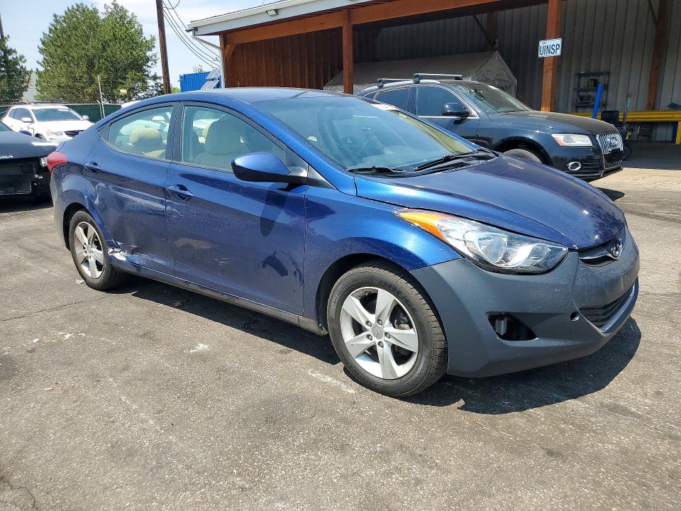 2013 Hyundai Elantra VIN KMHDH4AE2DU559104 COPART salvage auction — SIDE, Co - Public - Salvage Title, sold $1,000 on 2026-09-08 (photo 4)