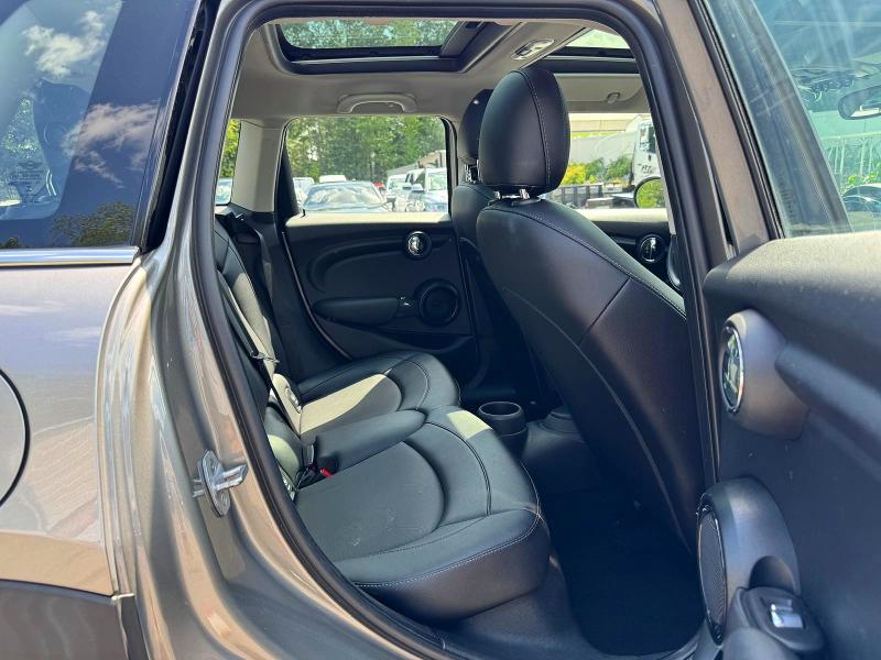 2018 Mini Cooper VIN WMWXU1C51J2F79425 COPART salvage auction — MINOR DENT/SCRATCHES, Ma - Certificate Of Title, sold $3,800 on 2026-09-03 (photo 7)