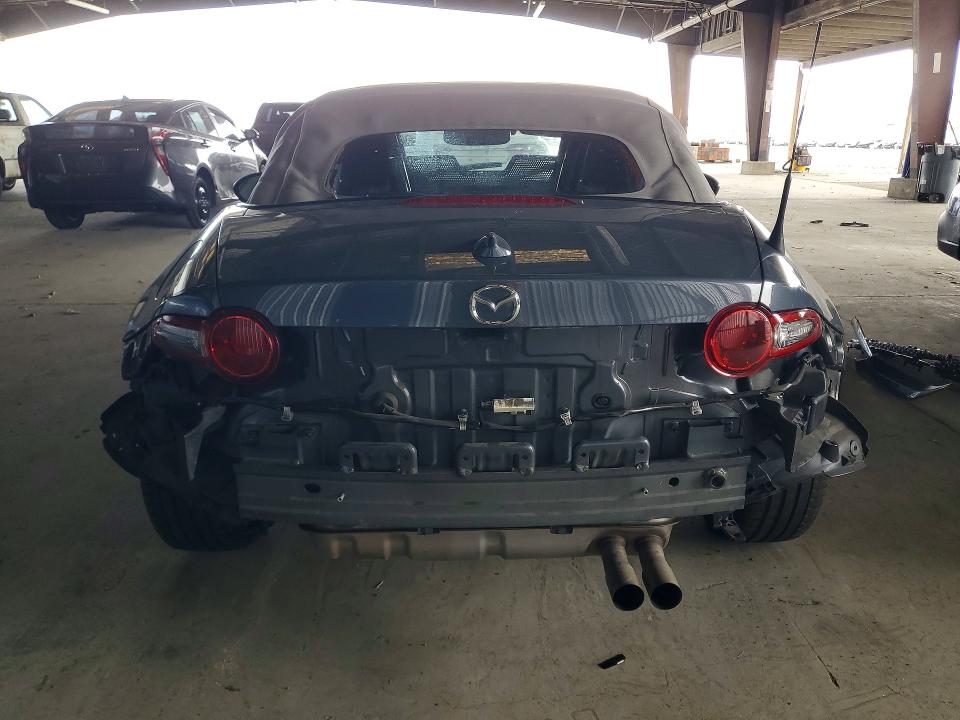 2021 Mazda Mx-5 VIN JM1NDAD71M0450656 COPART salvage auction — REAR END, Salvage Title, sold $8,700 on 2026-08-31 (photo 6)