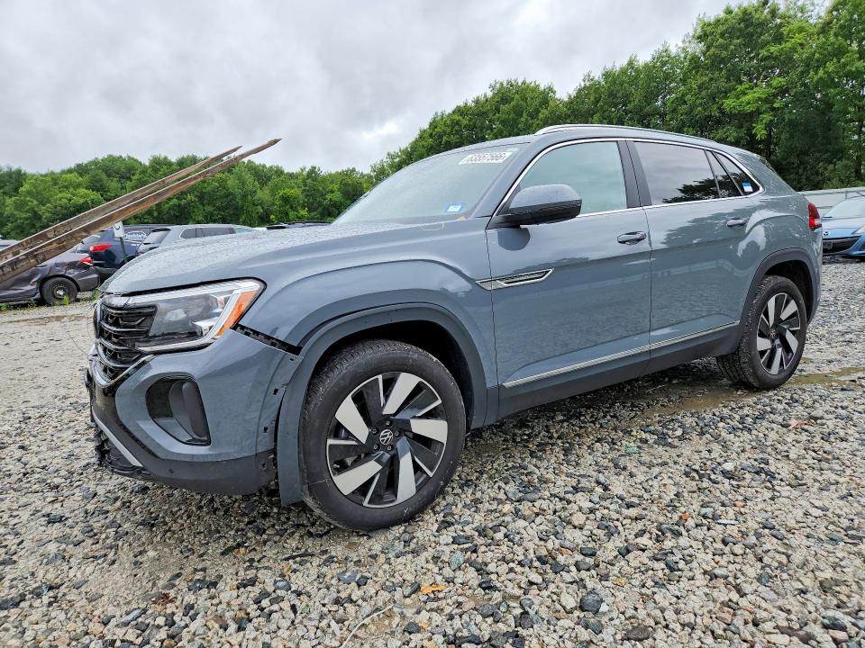 2024 Volkswagen Atlas VIN 1V2BE2CA4RC224649 — COPART salvage auction photo