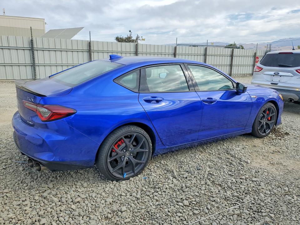 2022 Acura Tlx VIN 19UUB7F95NA001920 COPART salvage auction — VANDALISM, Ca - Salvage Certificate, sold $32,500 on 2026-09-10 (photo 3)