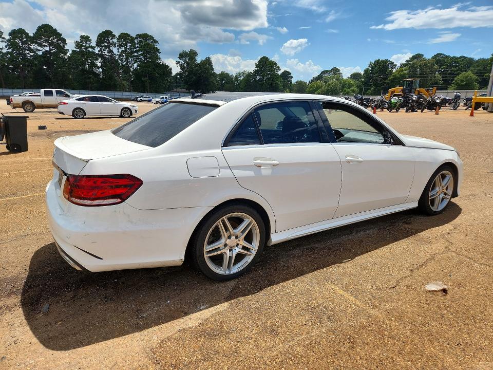 2014 Mercedes-benz E-klasse VIN WDDHF5KB7EA881137 COPART salvage auction — FRONT END, Ca - Certificate Of Title, sold $1,700 on 2026-08-17 (photo 3)