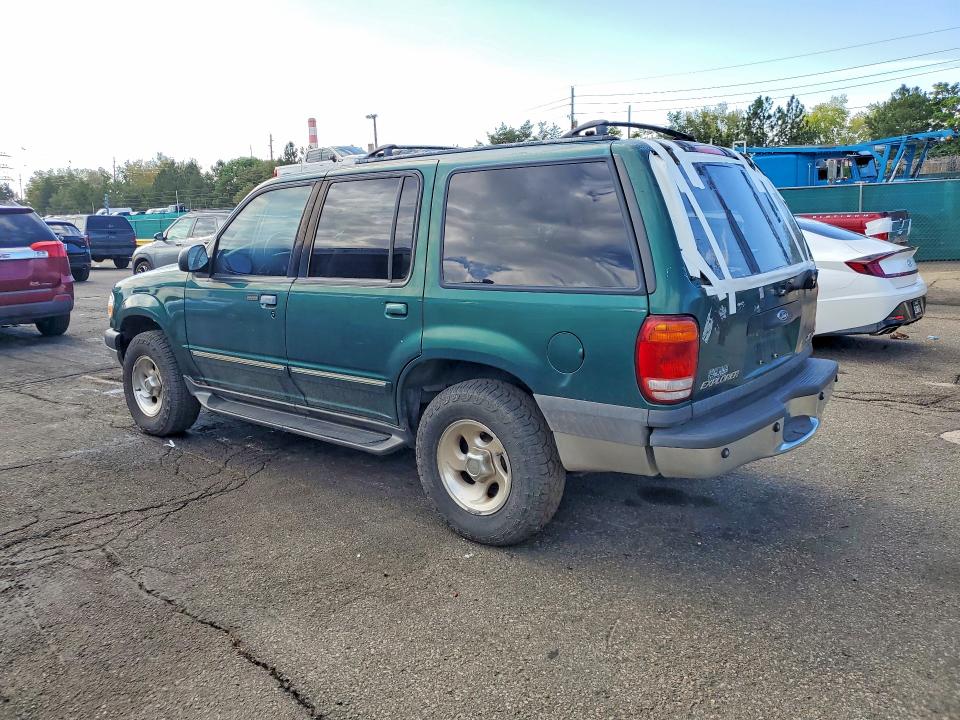 2000 Ford Explorer VIN 1FMDU73E6YZB45987 COPART salvage auction — REAR END, TX - DIS/DLR/EXP ONLY SALVAGE TITLE, sold $0 on 2026-10-20 (photo 2)