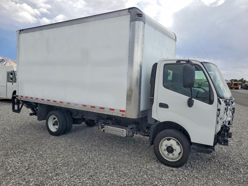 2019 Hino 195 VIN JHHRDM2H0KK007458 COPART salvage auction — FRONT END, NV - SALVAGE TITLE, sold $1,550 on 2026-09-02 (photo 4)