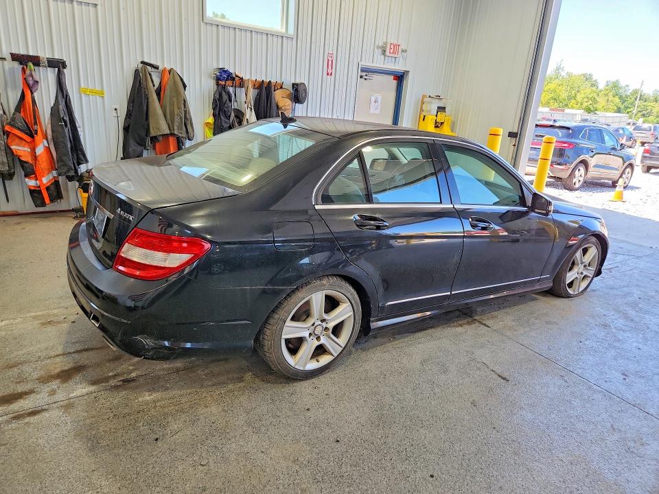 2010 Mercedes-benz C class VIN WDDGF8BB8AF445844 COPART salvage auction — WATER/FLOOD, OH - CERT OF TITLE-FLOOD VEHICLE, sold $425 on 2026-08-21 (photo 3)