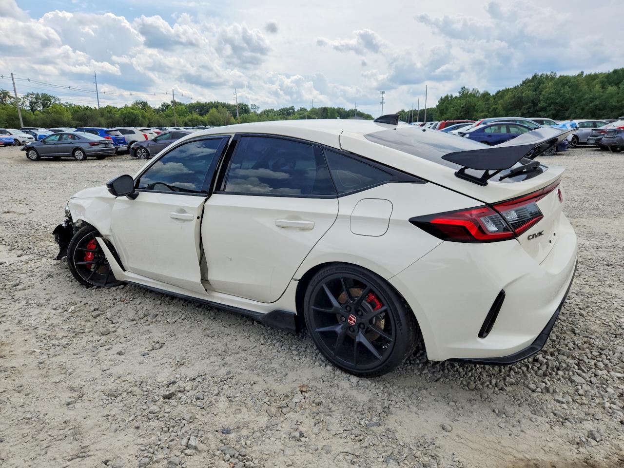 2025 Honda Civic VIN JHMFL5G48SX008699 COPART salvage auction — Front End, MA - CERT OF TITLE-SALVAGE (P), sold $23,000 on 2026-09-02 (photo 2)