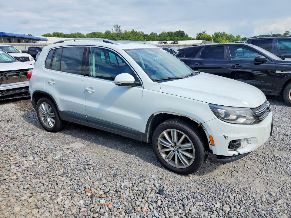 2016 Volkswagen Tiguan VIN WVGBV7AX1GW612077 COPART salvage auction — MECHANICAL, Mt - Certificate Of Title, sold $2,050 on 2026-08-11 (photo 4)