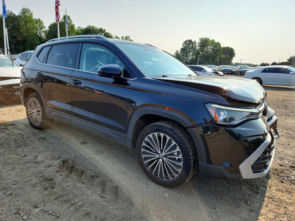 2025 Volkswagen Taos VIN 3VVSC7B21SM005801 COPART salvage auction — FRONT END, TX - CERTIFICATE OF TITLE, sold $7,600 on 2026-08-24 (photo 4)