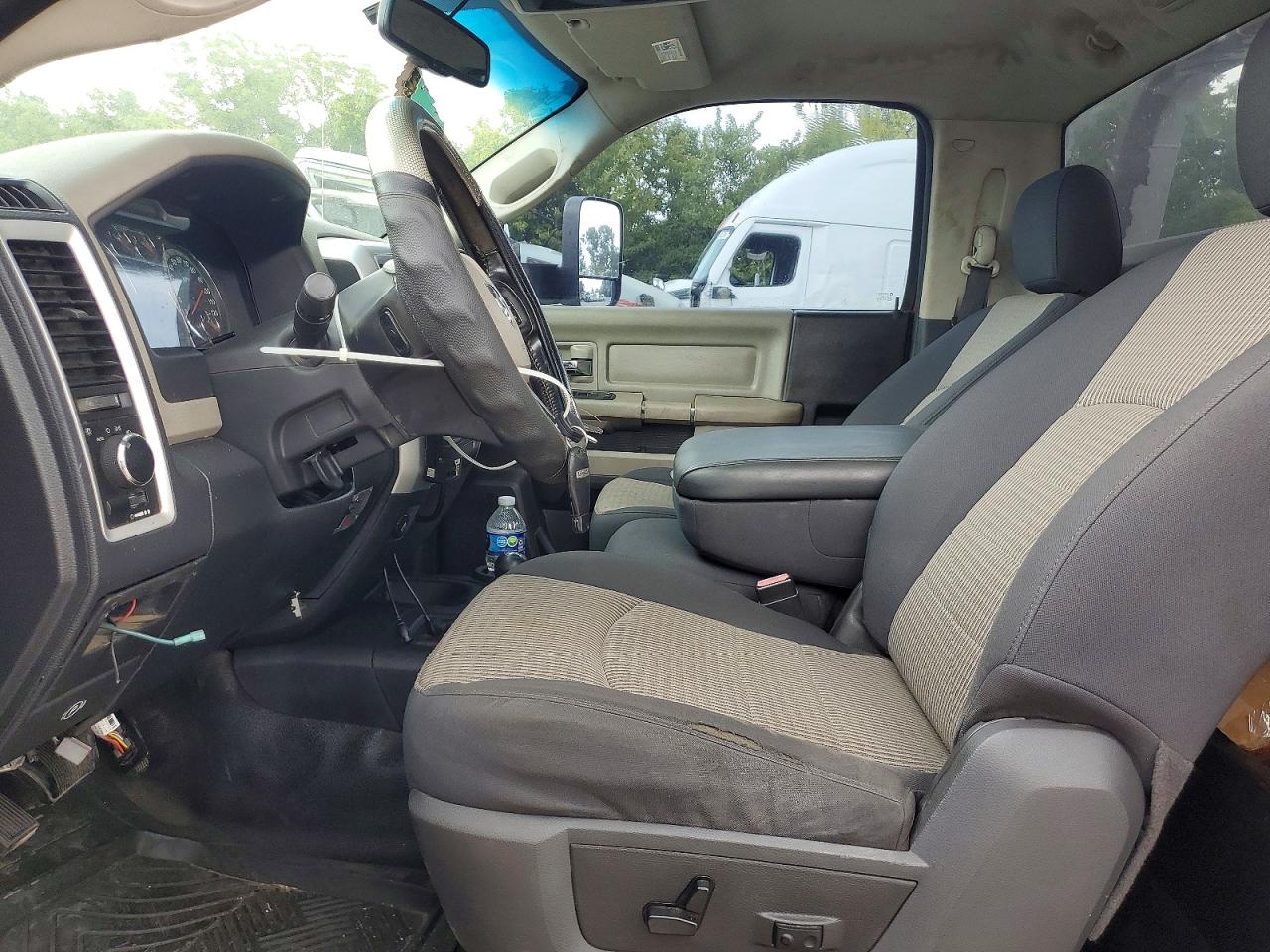 2012 Dodge Ram 5500 VIN 3C7WDNDL5CG130455 COPART salvage auction — Front End, MO - CERTIFICATE OF TITLE (P), sold $10,500 on 2026-08-25 (photo 7)
