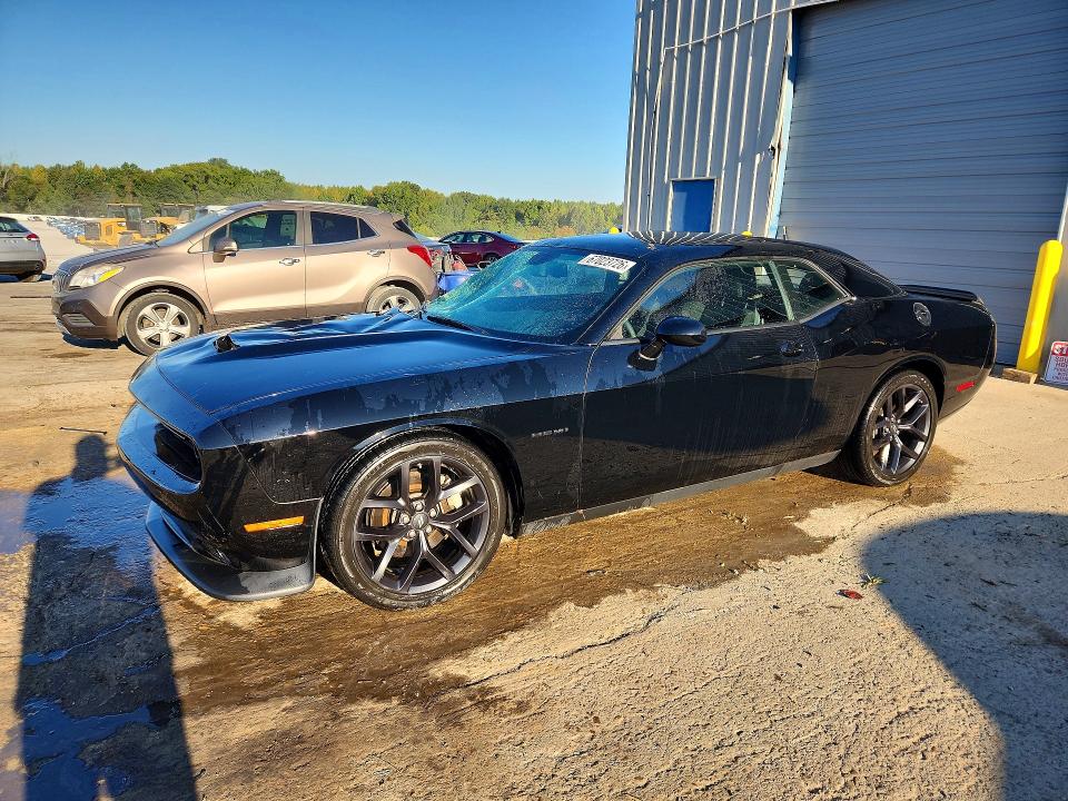 2022 Dodge Challenger VIN 2C3CDZBTXNH113118 COPART salvage auction — ROOF, Salvage Title, sold $7,600 on 2026-10-15 (photo 1)
