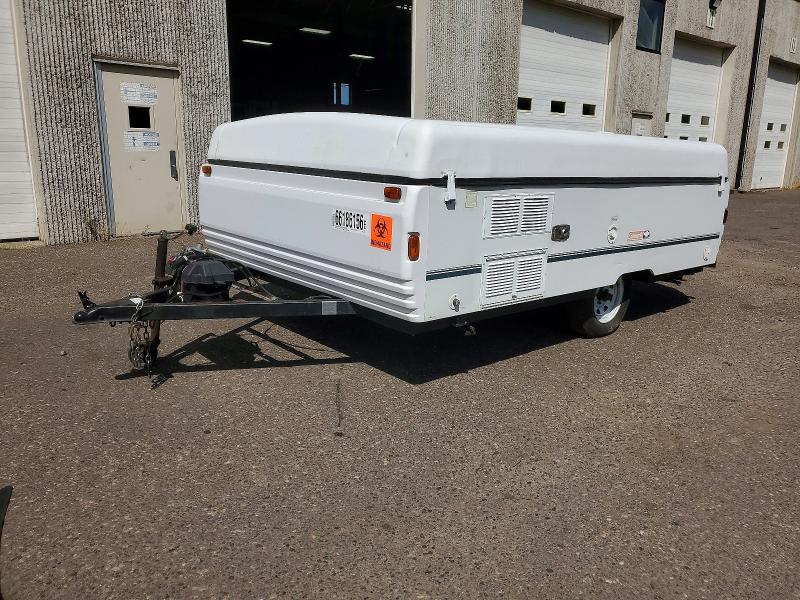 1999 Fleetwood Coleman VIN 4CP689F12X7250754 COPART salvage auction — Burn Interior, MN - CERT OF TITLE-PRIOR SALVAGE, sold $35 on 2026-09-08 (photo 2)