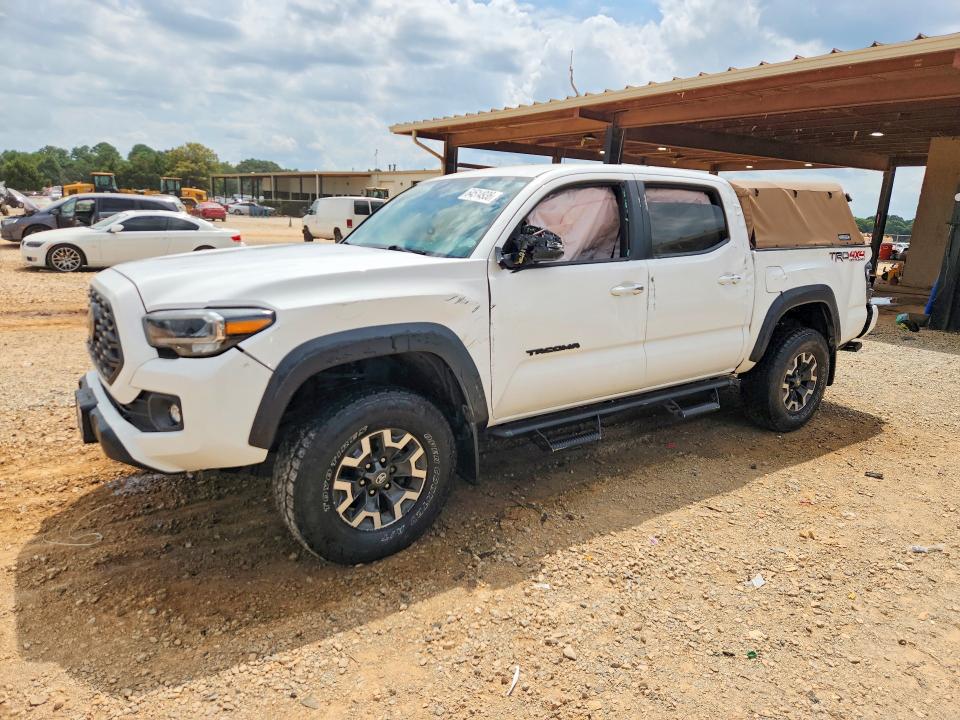 2020 Toyota Tacoma VIN 5TFCZ5AN2LX224411 — COPART salvage auction photo