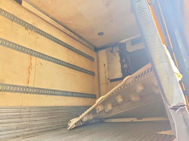 1996 Utility 53  refrig VIN 1UYVS253XTM949309 COPART salvage auction — FRONT END, OK - CERTIFICATE OF TITLE, sold $675 on 2026-09-09 (photo 7)