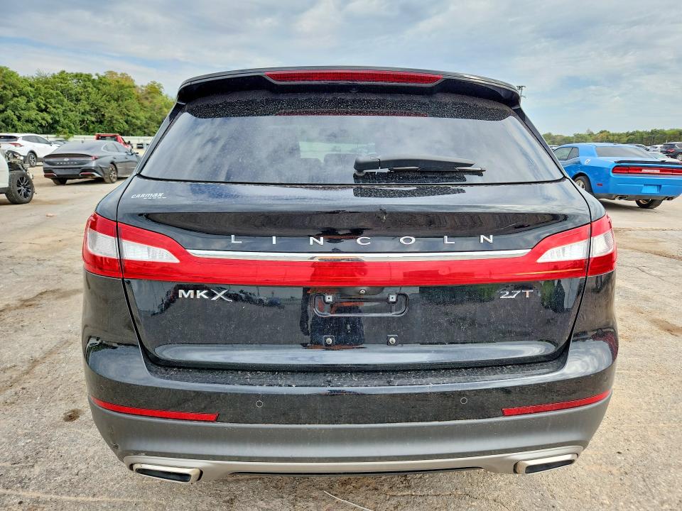 2018 Lincoln Mkx VIN 2LMPJ6LP6JBL49929 COPART salvage auction — SIDE, Ok - Cert Of Title-Salvage, sold $7,300 on 2026-09-08 (photo 6)