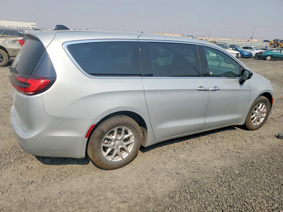 2026 Chrysler Pacifica VIN 2C4RC1BG5TR169231 COPART salvage auction — MECHANICAL, NE - CERTIFICATE OF TITLE, sold $17,600 on 2026-08-19 (photo 3)