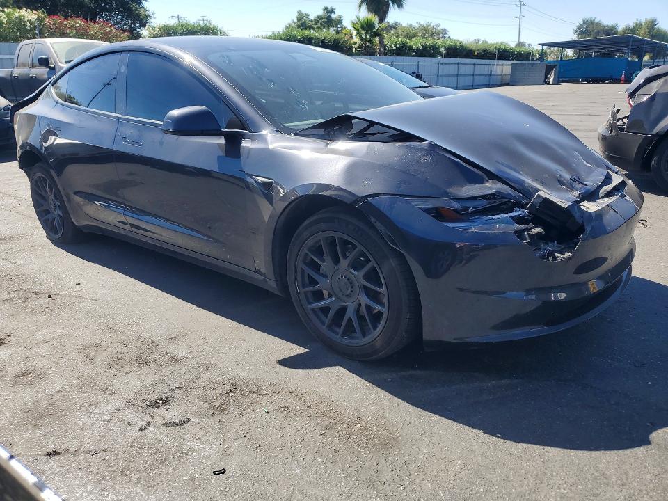 2025 Tesla Model 3 VIN 5YJ3E1EA4SF995103 COPART salvage auction — FRONT END, Ca - Salvage Certificate, sold $9,400 on 2026-09-01 (photo 4)