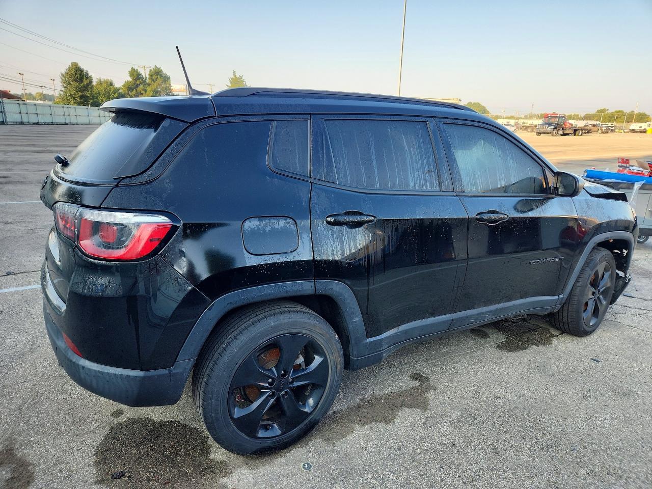 2018 Jeep Compass VIN 3C4NJCBB2JT461319 COPART salvage auction — Front End, St - Salvage Title, sold $1,800 on 2026-09-23 (photo 3)