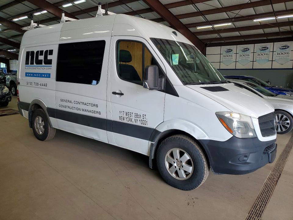2017 Mercedes-benz Sprinter VIN WDAPE7CD5HP385696 COPART salvage auction — REAR END, NY - CERTIFICATE OF TITLE (P), sold $10,900 on 2026-08-24 (photo 4)