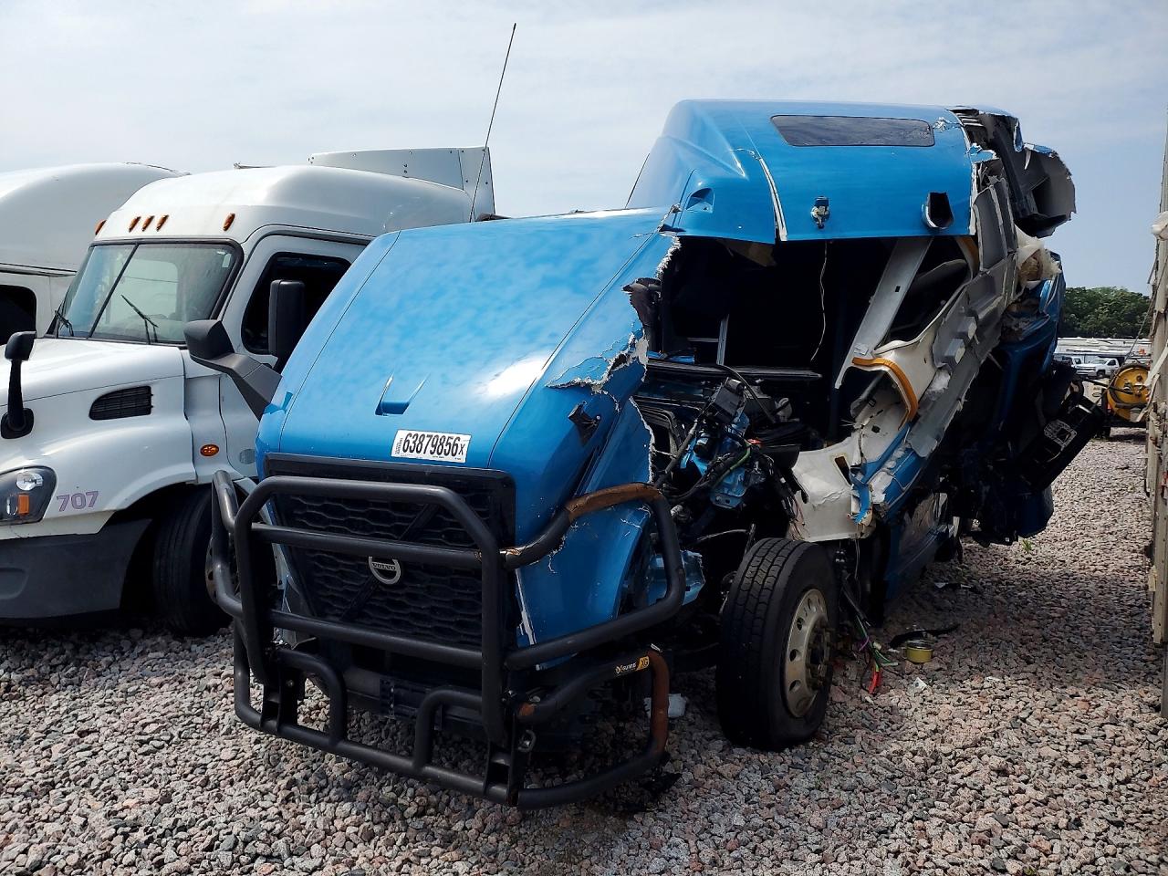 2024 Volvo VNL VIN 4V4NC9EH4RN652639 — COPART salvage auction photo